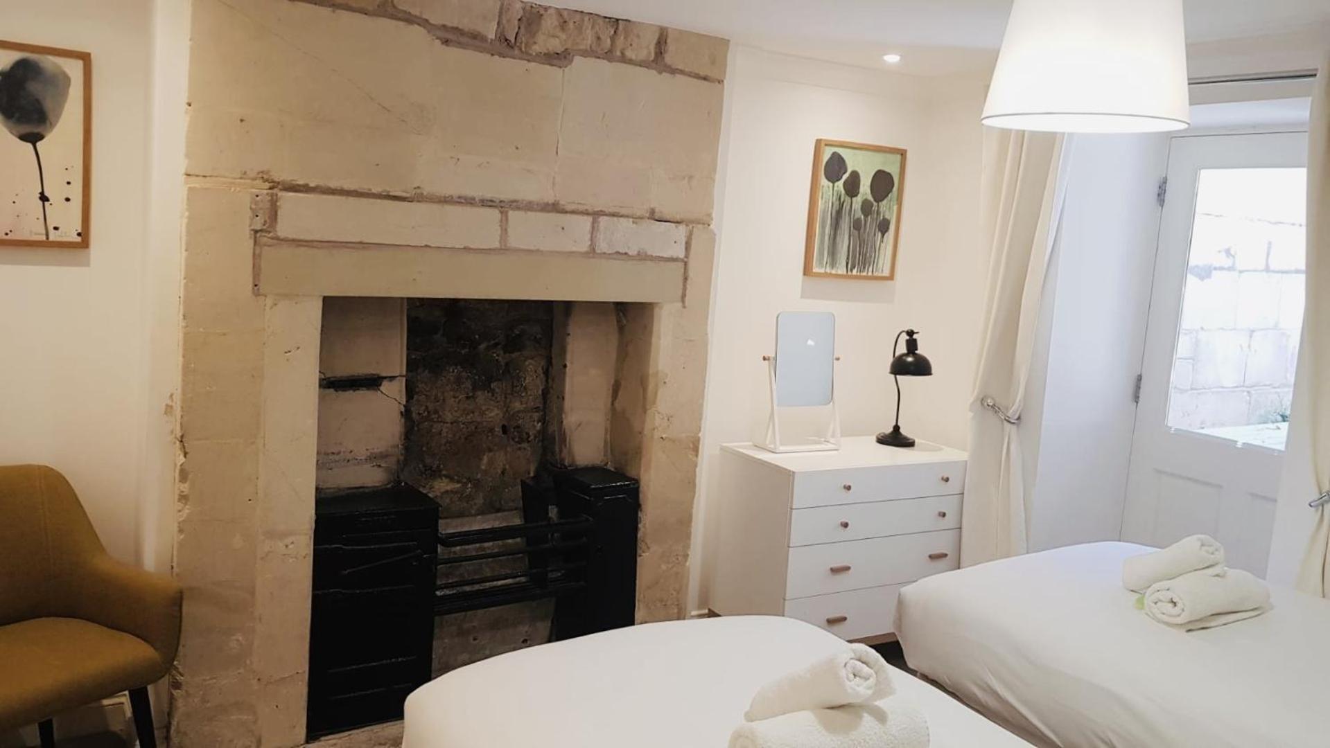Ceres Newly Refurbished 3 Bedroom In Heart Of Bath Esterno foto